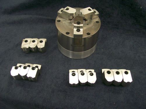 EXTENDED STROKE CHUCK