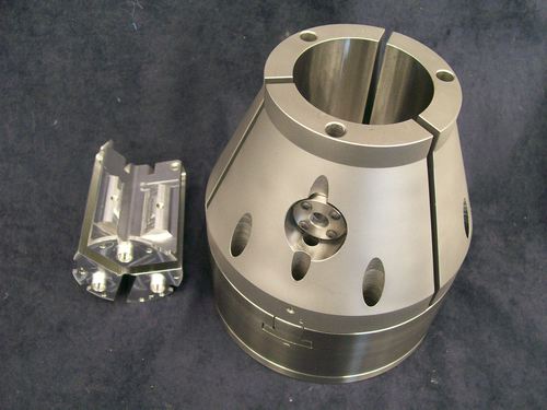 COOLANT-THRU AIR CHUCK