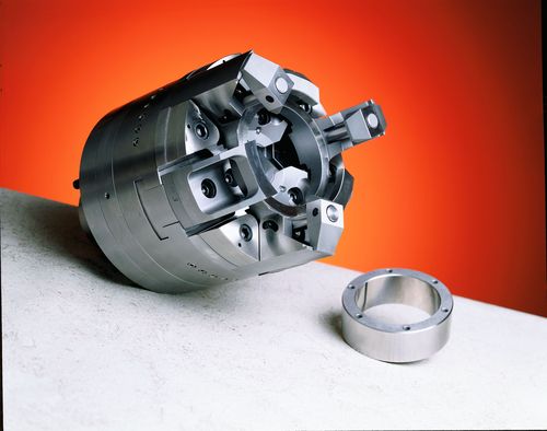 MODEL 700